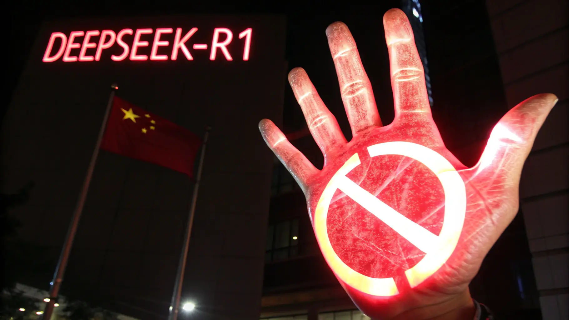 DeepSeek-R1 الصيني يرفض الإجابة عن كثير من الأسئلة الحساسة عن الصين