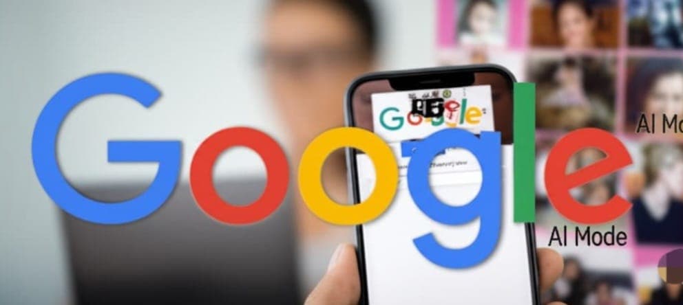 هاتف ذكي يعرض واجهة بحث جوجل مع تراكب شعار جوجل ونص "AI Mode"، لتوضيح ميزة البحث البصري الجديدة.